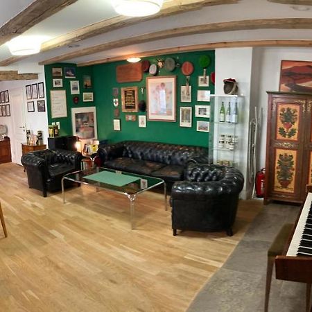 Wunderschoene Ferienwohnung In Winterhausen Mit Kueche, Bad Und Piano Eksteriør billede